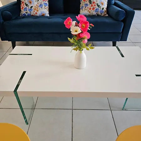 Tatil Evi Cite Episcopale Proche Cathedrale Et Passerelle