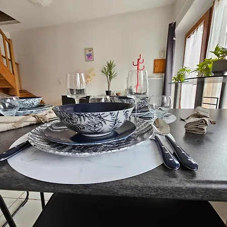 Tatil Evi Cite Episcopale Proche Cathedrale Et Passerelle